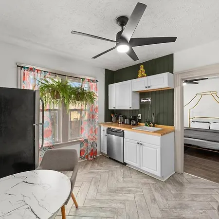 Pet Friendly 2Br In Little Italy # 3 Apartamento Cleveland Exterior foto