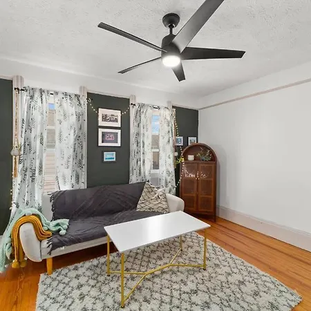 Pet Friendly 2Br In Little Italy # 3 Apartamento Cleveland Exterior foto