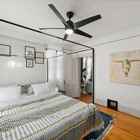 Pet Friendly 2Br In Little Italy # 3 Apartamento Cleveland Exterior foto
