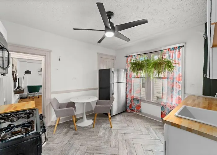 Pet Friendly 2Br In Little Italy # 3